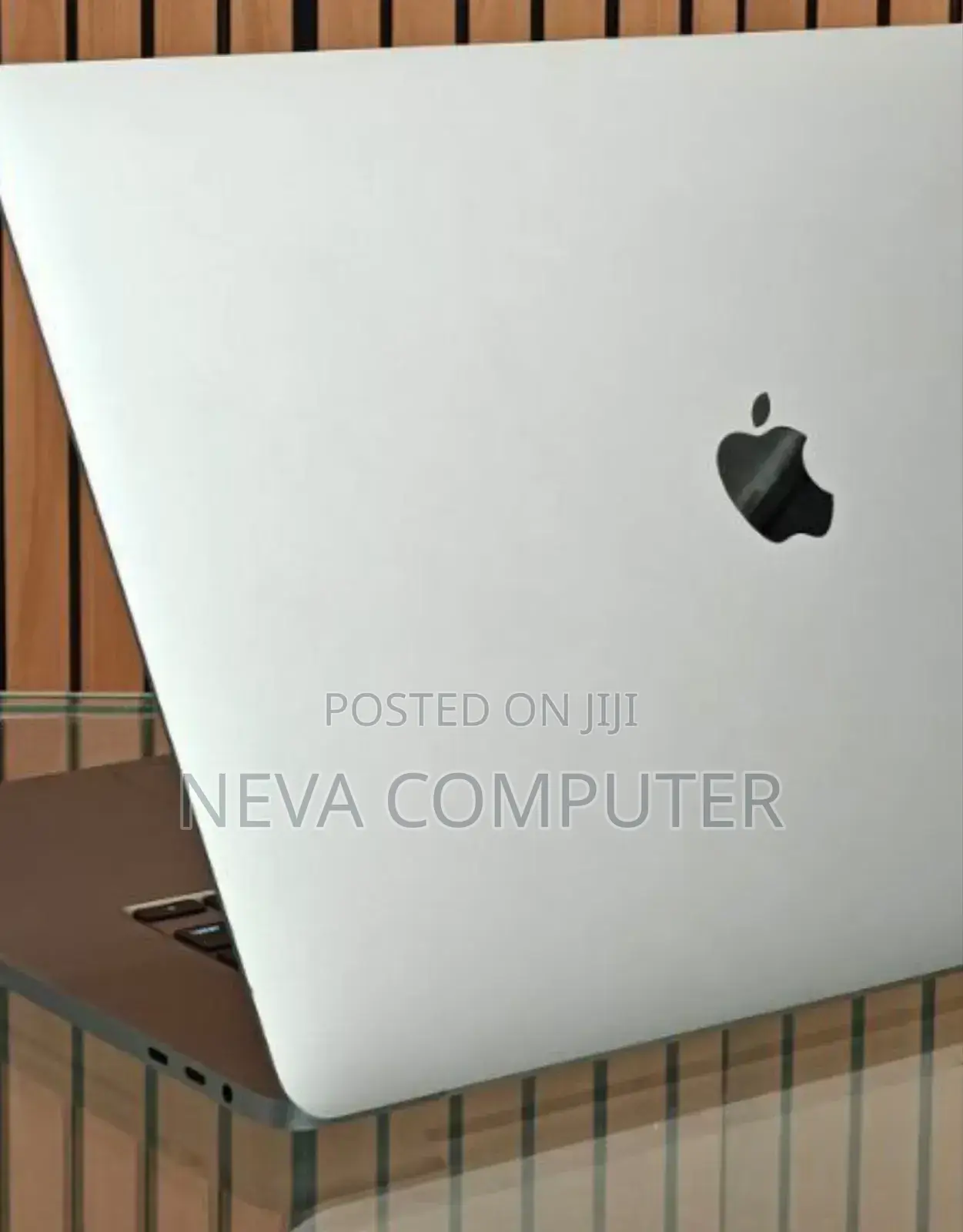 New Laptop Apple MacBook Pro 2019 16GB Intel Core I7 SSD 512GB