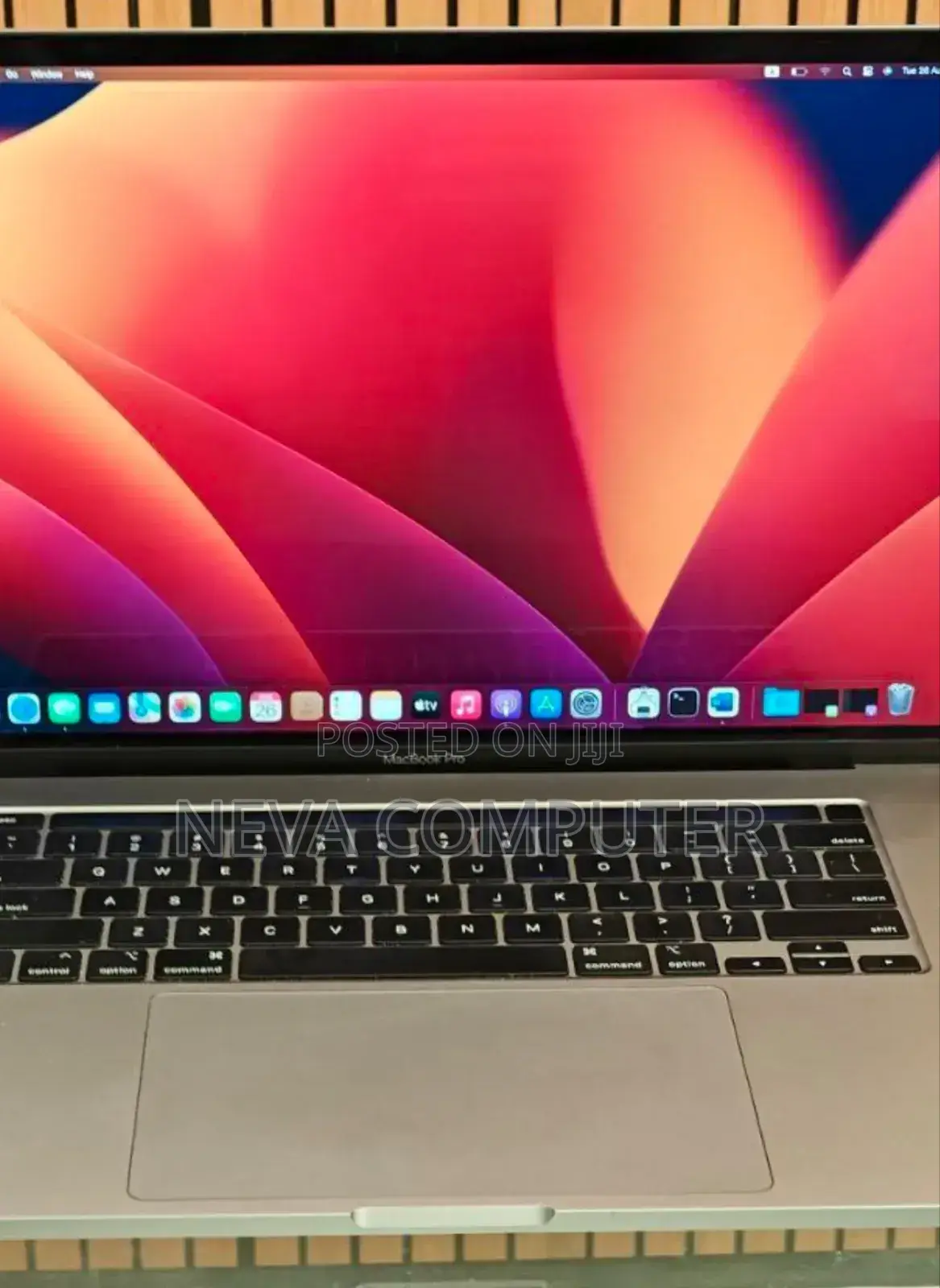 New Laptop Apple MacBook Pro 2019 16GB Intel Core I7 SSD 512GB