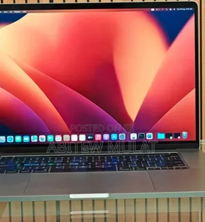 New Laptop Apple MacBook Pro 2019 16GB Intel Core I7 SSD 512GB