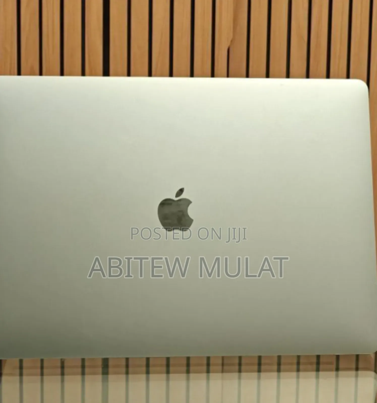 New Laptop Apple MacBook Pro 2019 16GB Intel Core I7 SSD 512GB