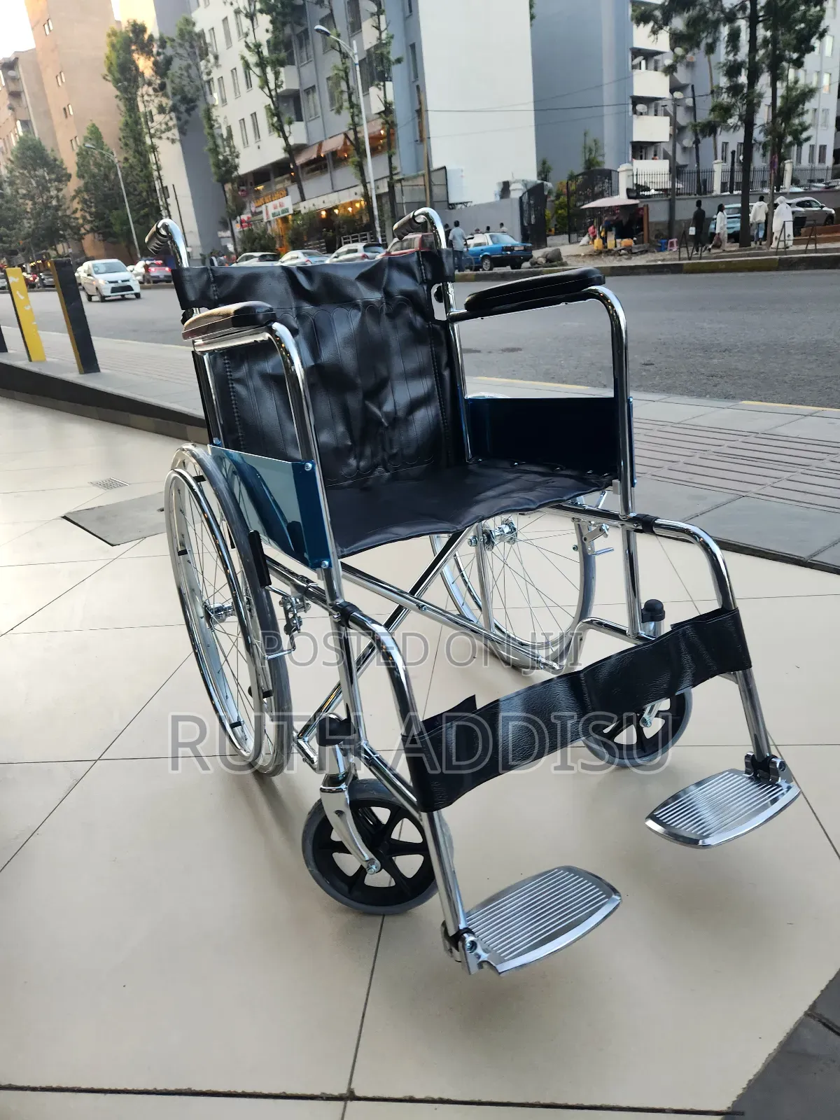 Normal Foldable Patients Wheelchair延伸wheelchair憨不wheelchair Almunium