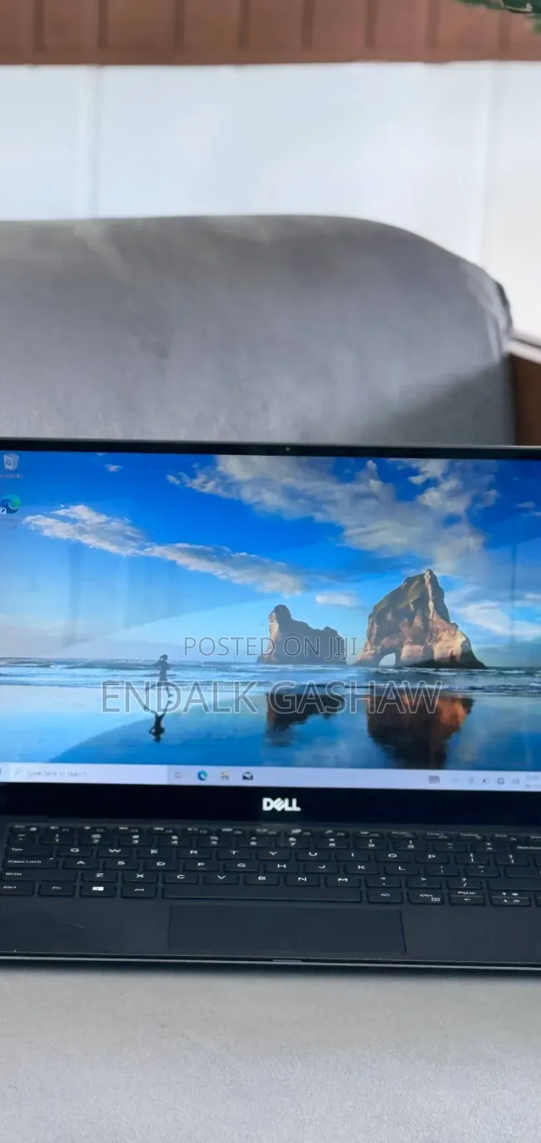 New Laptop Dell XPS 13 8GB Intel Core I7 SSD 512GB