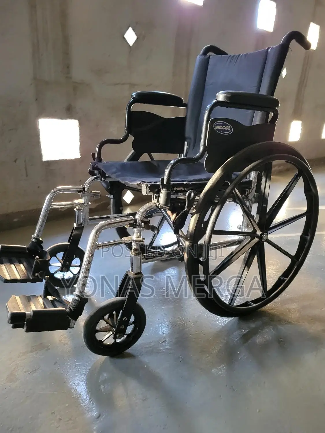 Folding Wheelchair for Compact Storage, 150kg甞设adults Great Wheelchair
