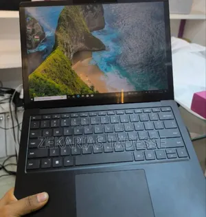 New Laptop Microsoft Surface 16GB Intel Core I7 SSD 256GB