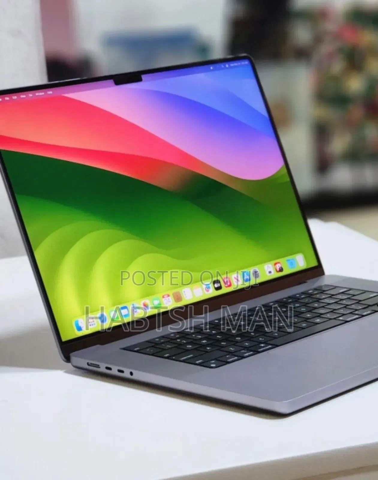 New Laptop Apple MacBook Pro M1 32GB Apple M1 Pro SSD 512GB