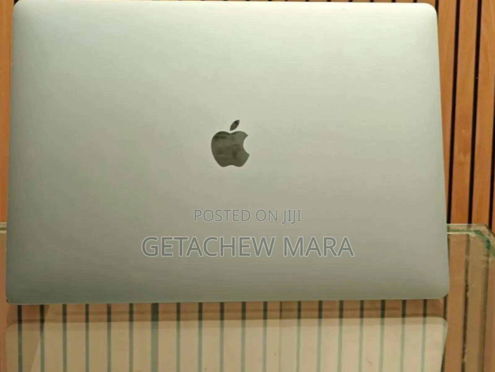 New Laptop Apple MacBook Pro 2019 16GB Intel Core I7 SSD 512GB