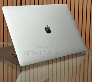 New Laptop Apple MacBook Pro 2019 16GB Intel Core I7 SSD 512GB