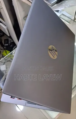 New Laptop HP Pavilion 15 8GB AMD Ryzen 5 SSD 512GB