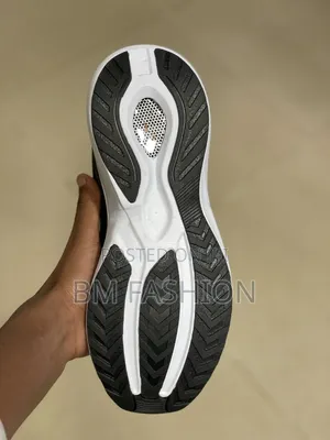 Nike Zoom Running Shoes on Sale