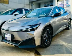 Toyota bZ3 2024 Gray