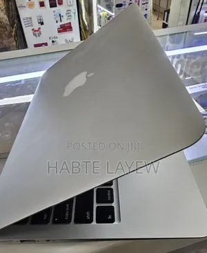 New Laptop Apple MacBook 2015 4GB Apple M1 SSD 128GB