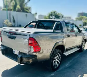 Toyota Hilux Revo Double Cab Deisel 2.4 AWD 2019 Gray