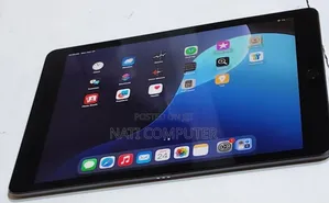 New Apple iPad 2 Wi-Fi + 3G 64 GB