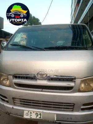 Toyota HiAce 2009 Silver