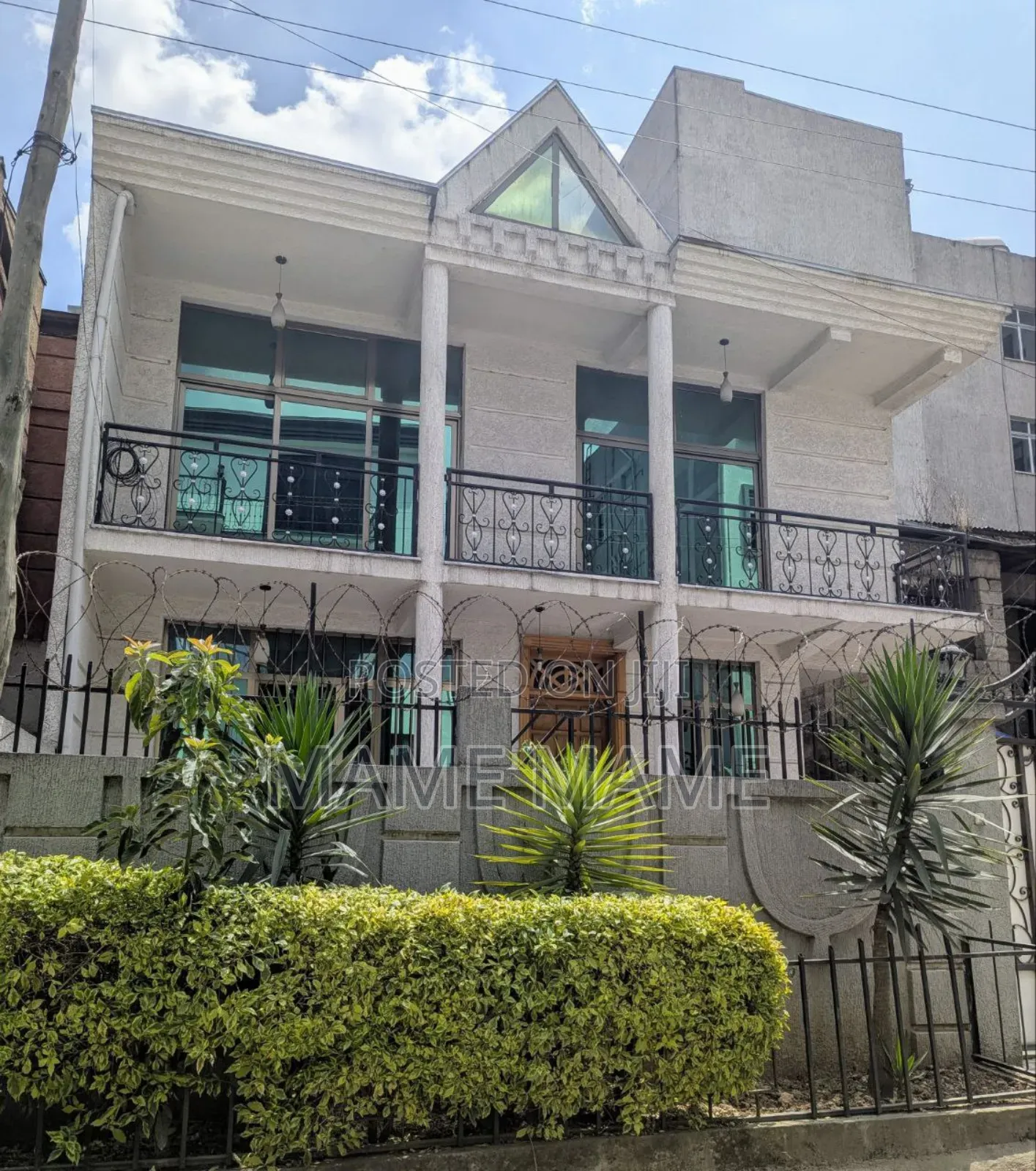 6bdrm House in Addis Abeba, Bole for sale