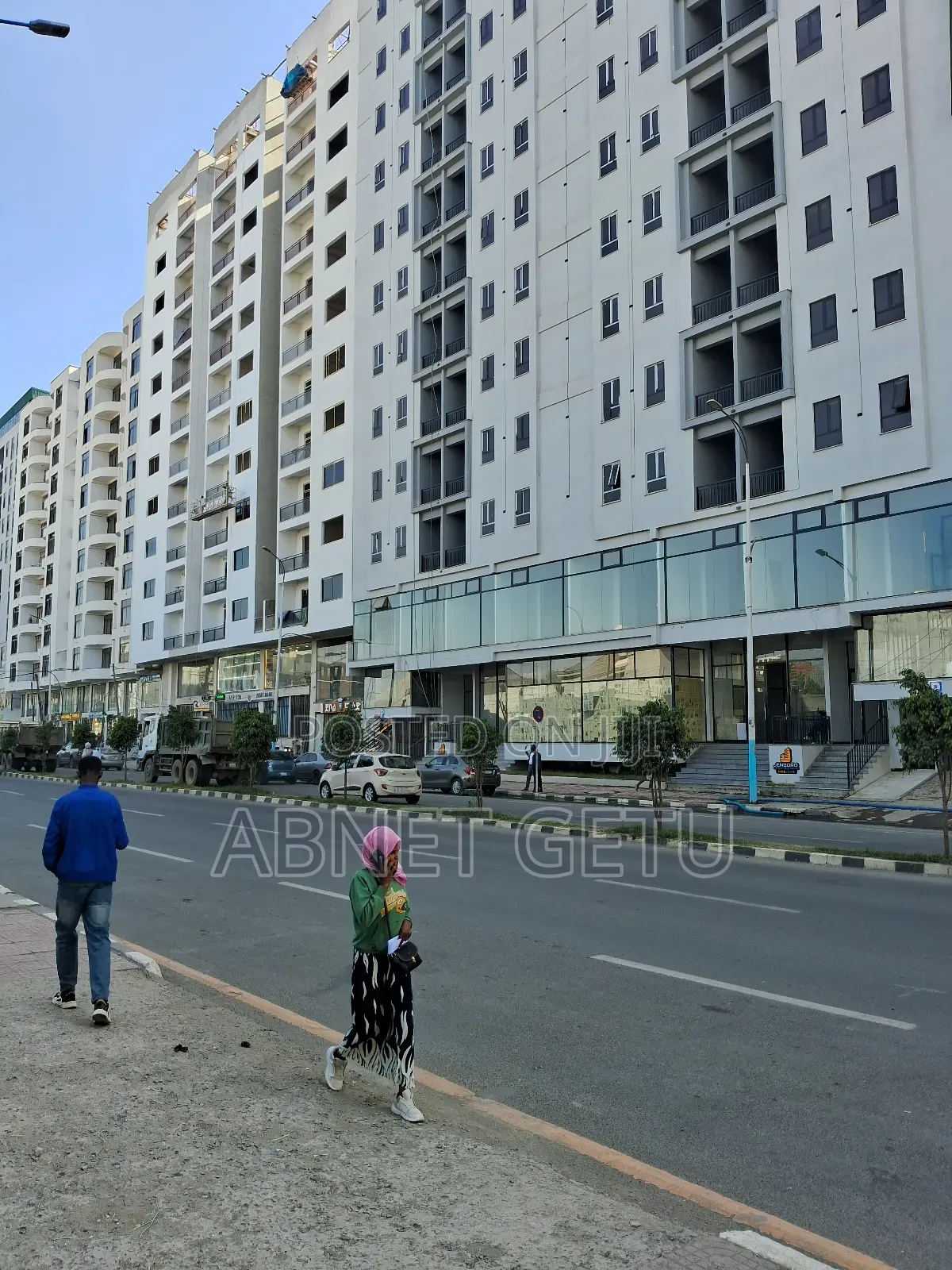 3bdrm Apartment in Jenboro Realestate, Bole for sale