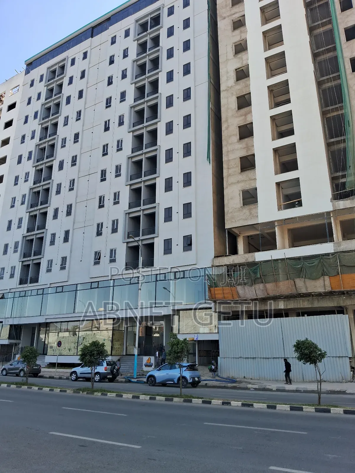 3bdrm Apartment in Jenboro Realestate, Bole for sale