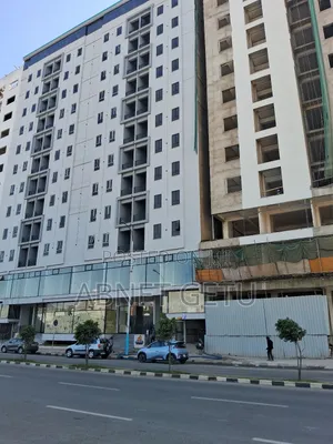 3bdrm Apartment in Jenboro Realestate, Bole for sale