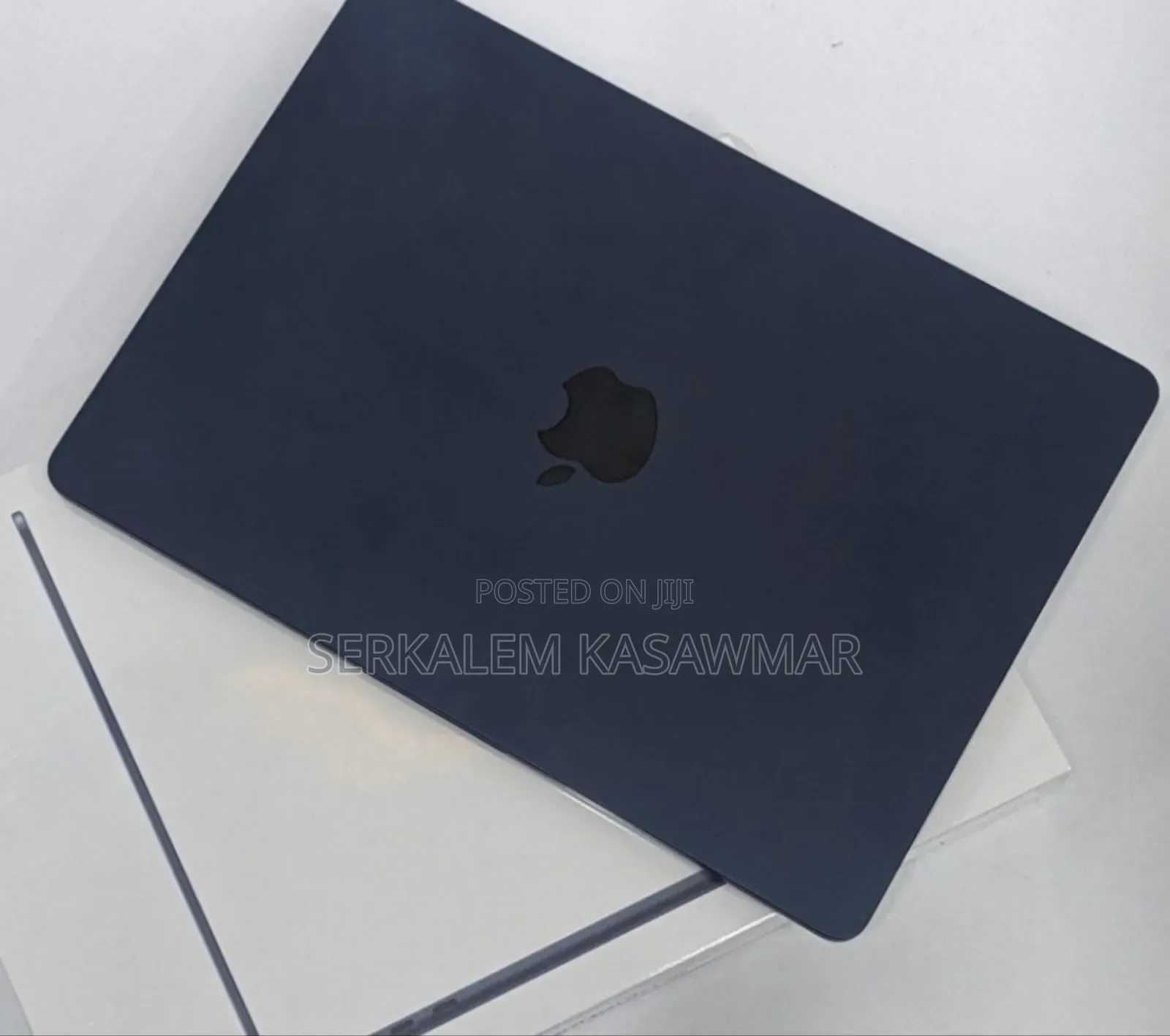 New Laptop Apple MacBook Pro 8GB Apple M2 SSD 512GB