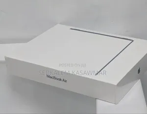 New Laptop Apple MacBook Pro 8GB Apple M2 SSD 512GB