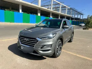 Hyundai Tucson Value FWD 2020 Gray