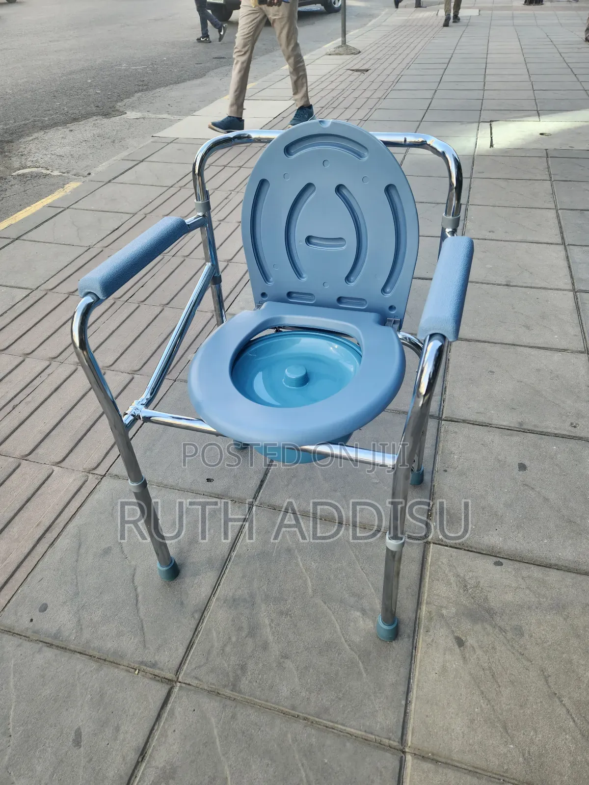 Adjustable Height Commode Chair考驗commode Chair痛哭commode Chair寄生poty