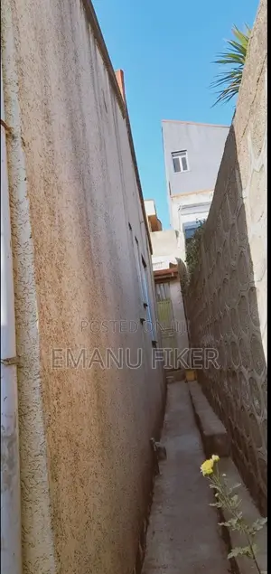 4bdrm Villa in Gullele for sale