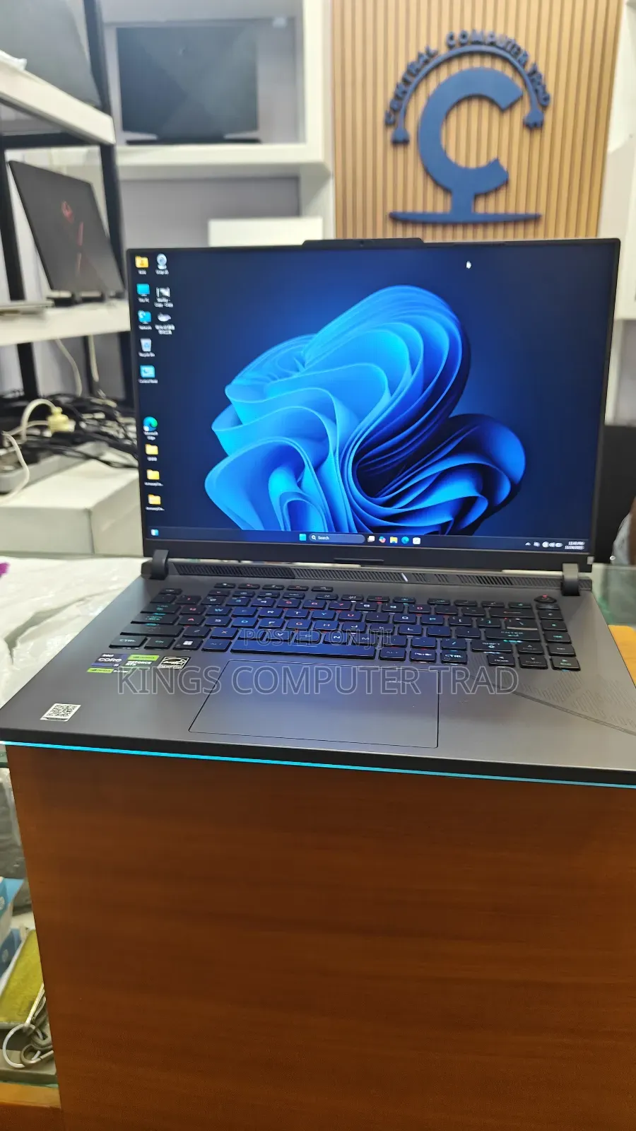 New Laptop Asus ROG Strix G15 32GB Intel Core I9 SSD 1T