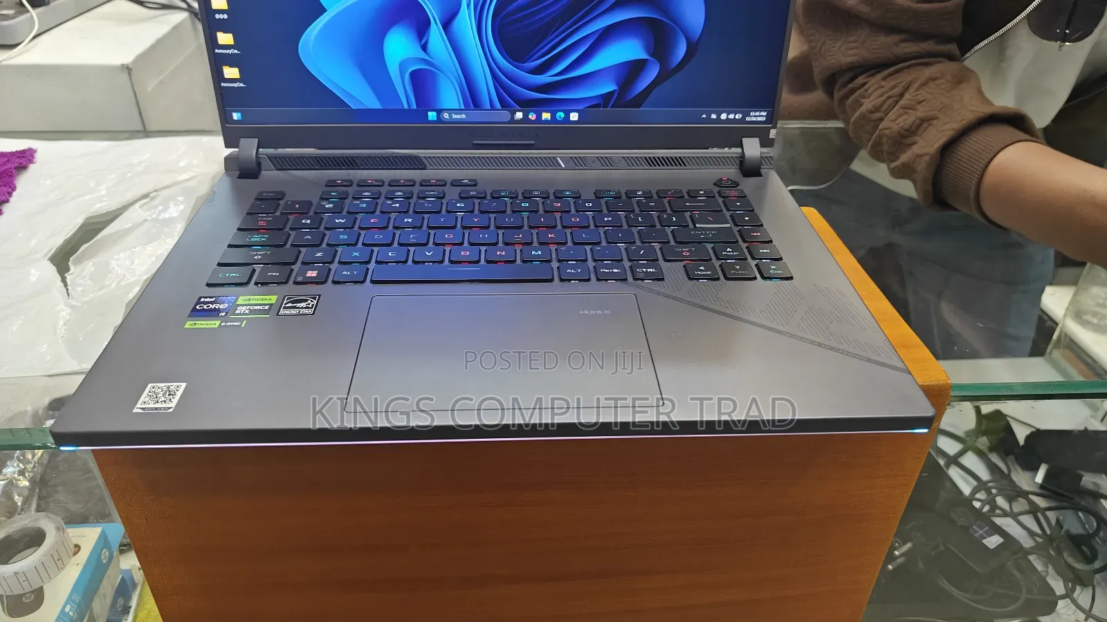 New Laptop Asus ROG Strix G15 32GB Intel Core I9 SSD 1T