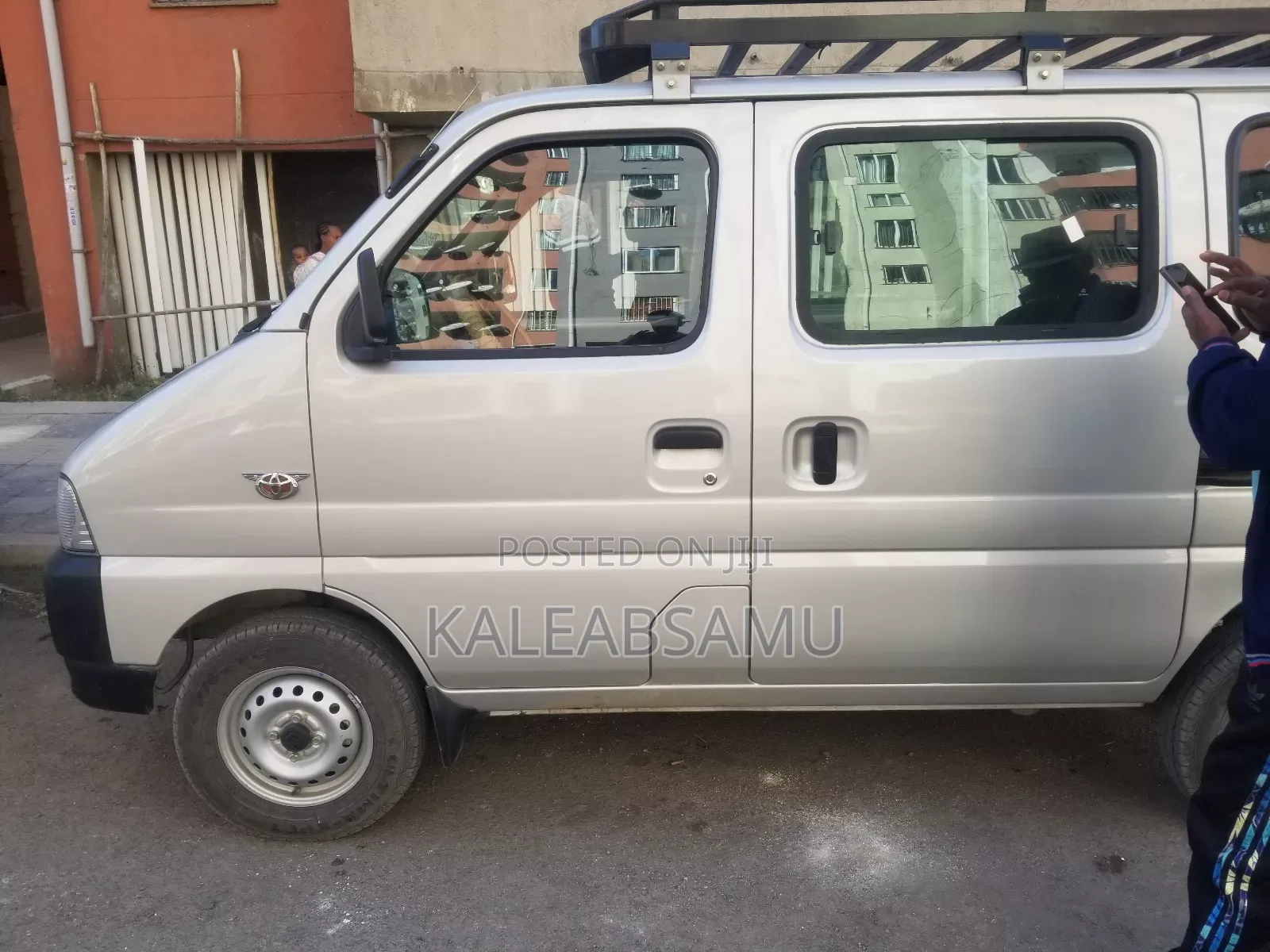 Suzuki Eeco 2025 Silver