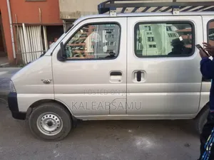 Suzuki Eeco 2025 Silver