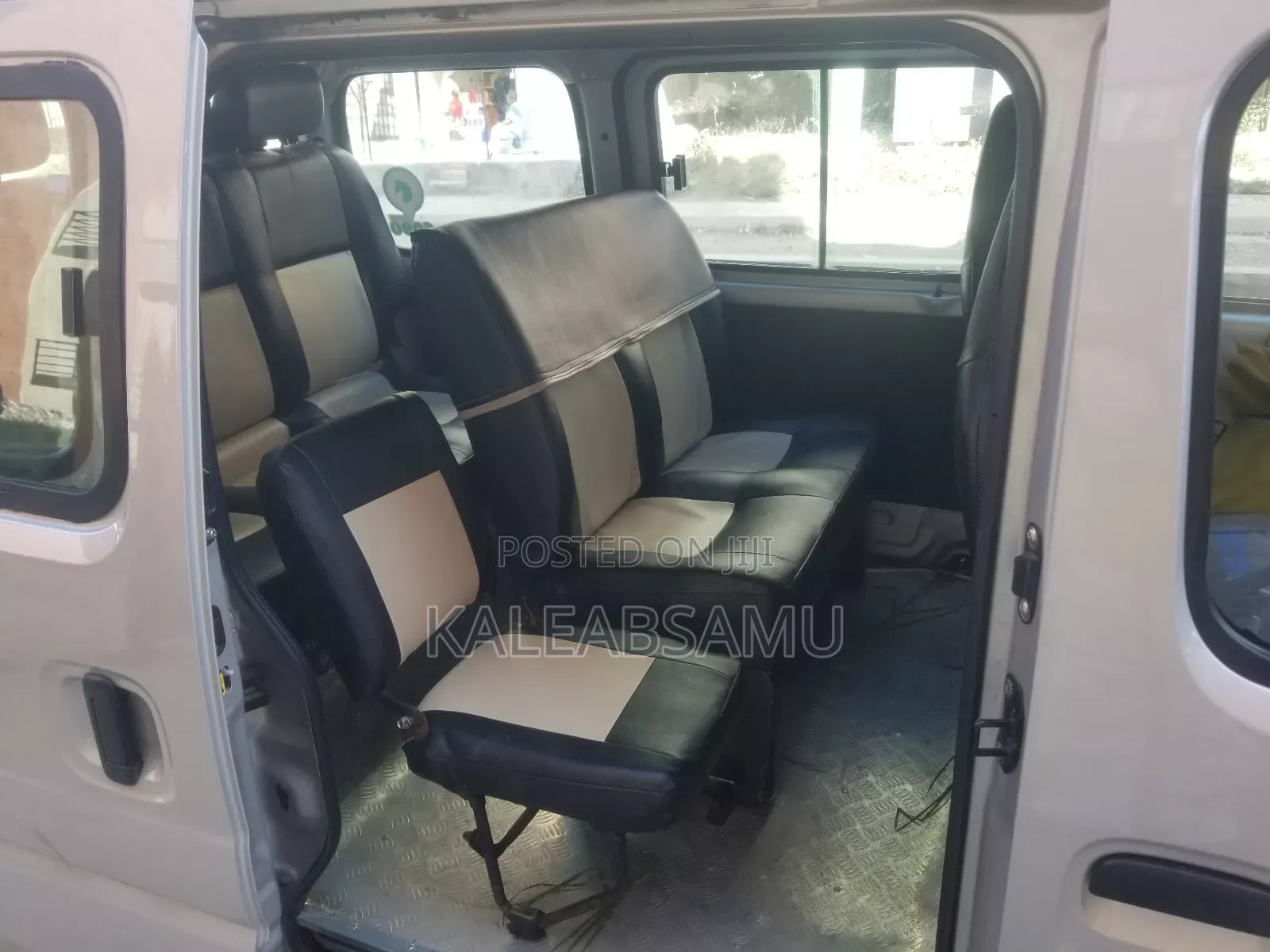 Suzuki Eeco 2025 Silver