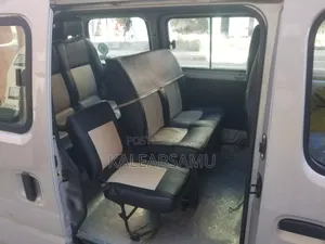 Suzuki Eeco 2025 Silver