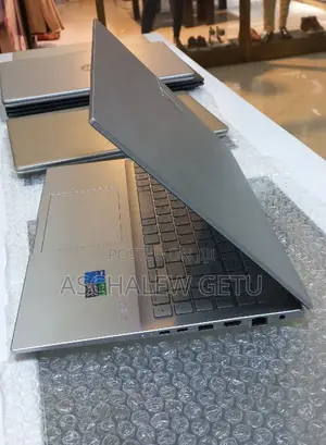 New Laptop Asus VivoBook 15 X505BA 16GB Intel Core I5 SSD 512GB