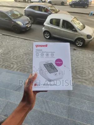 Photo - Yuwell Model Ye660d Blood Pressure Monitor三級blood Pressure Monitor New
