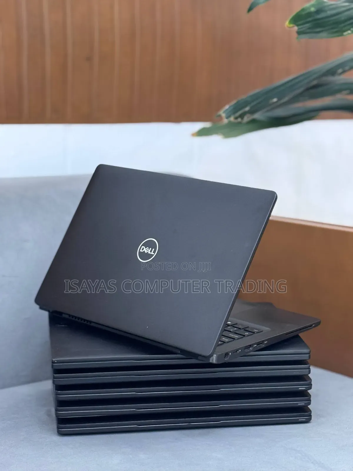 New Laptop Dell Latitude 13 7370 8GB Intel Core I7 SSD 256GB