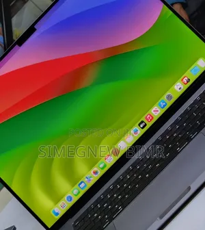 Photo - New Laptop Apple MacBook Pro M1 32GB Apple M1 Pro SSD 512GB