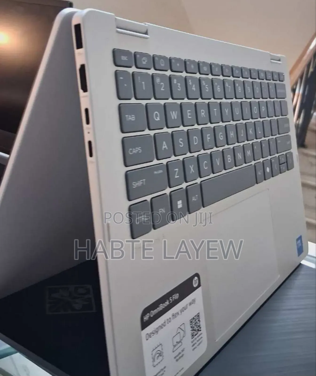 New Laptop HP OmniBook 5 Flip 16GB Intel Core I7 SSD 512GB