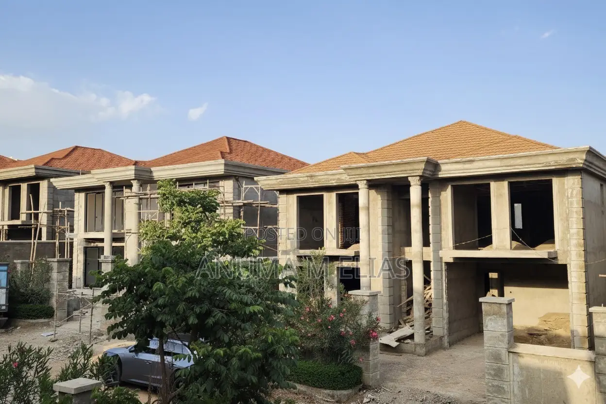 7bdrm Villa in Yeka for sale