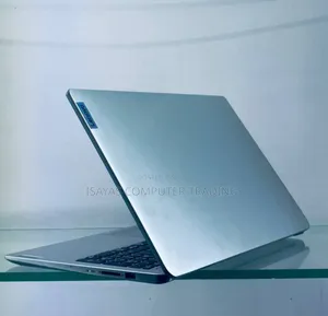 New Laptop Lenovo Ideapad 3 4GB AMD SSD 256GB