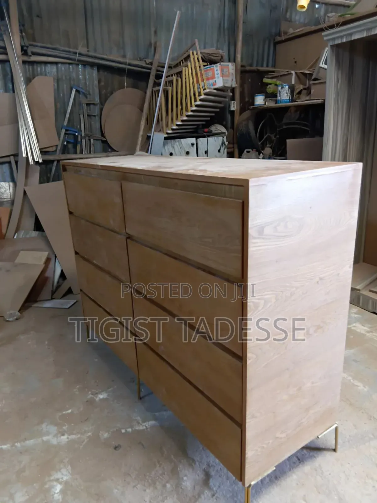 Cheast Drawer 120cm*150cm Oak Made With Good Finish Metal Leg