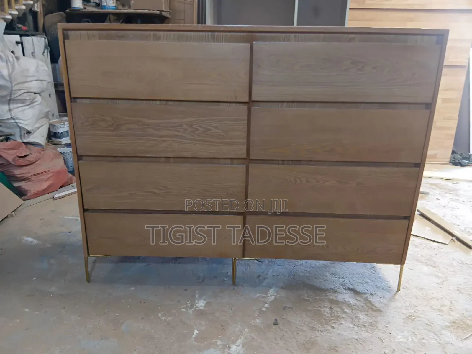 Cheast Drawer 120cm*150cm Oak Made With Good Finish Metal Leg