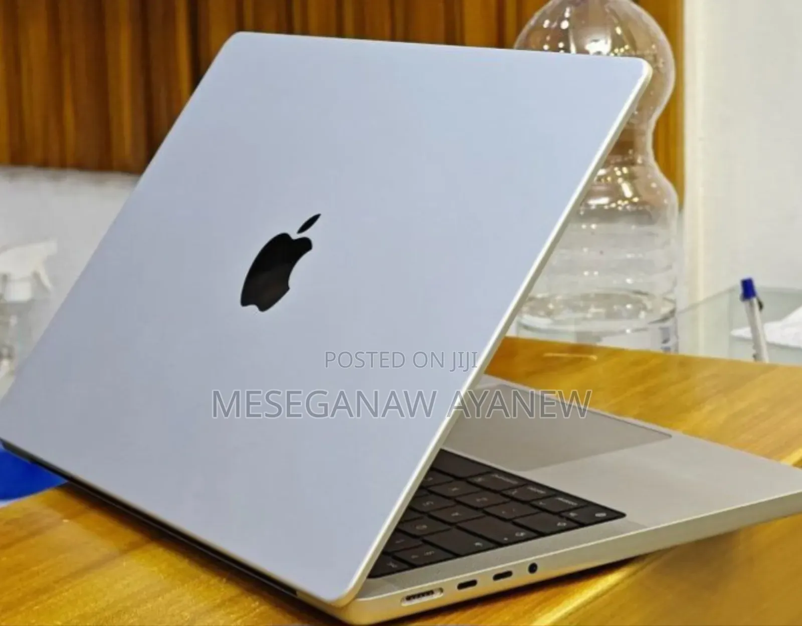 New Laptop Apple MacBook Pro M1 16GB Apple M1 Pro SSD 512GB