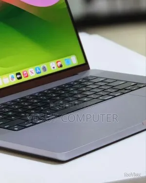 Photo - New Laptop Apple MacBook Pro 2021 M1 32GB Apple M1 Pro SSD 512GB