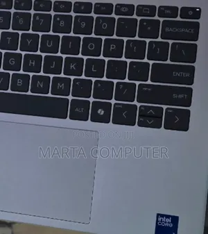 New Laptop HP OmniBook 5 Flip 16GB Intel Core I7 SSD 512GB