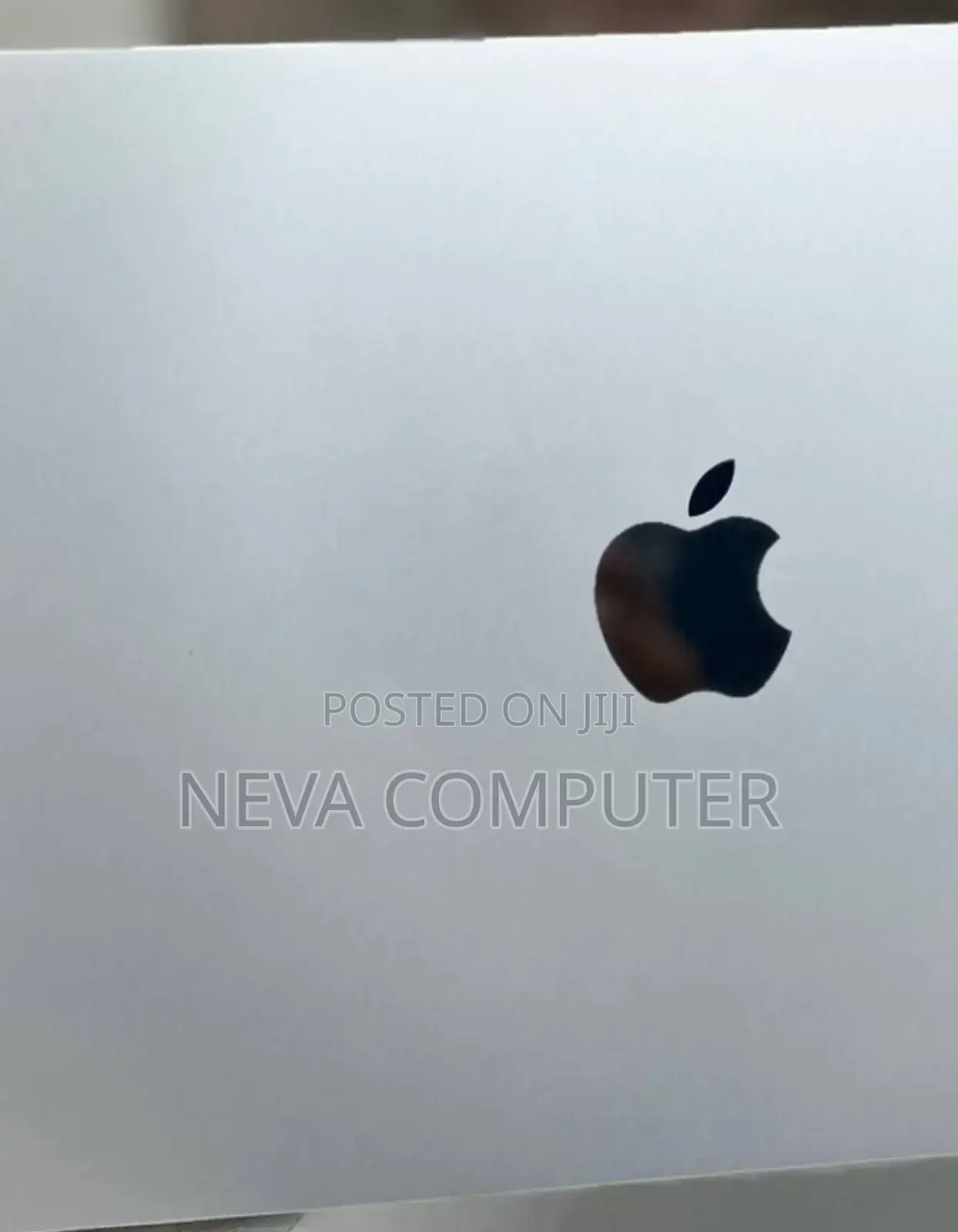 New Laptop Apple MacBook Pro 2019 8GB Apple M2 SSD 256GB