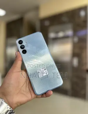 Photo - New Samsung Galaxy M15 128 GB Green