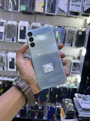 Photo - Samsung Galaxy M15 128 GB