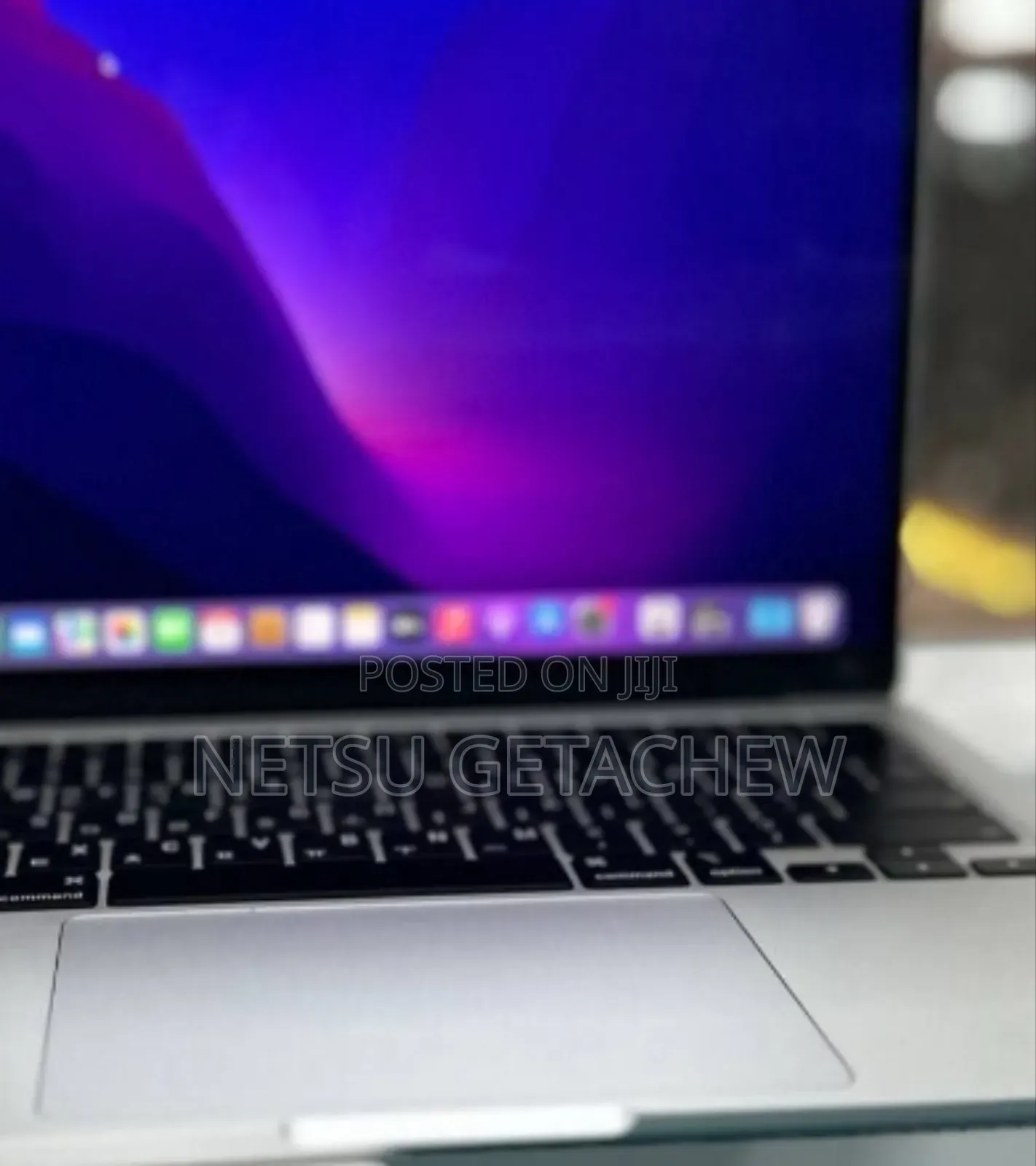 New Laptop Apple MacBook Air 2022 M2 8GB Apple M2 SSD 256GB