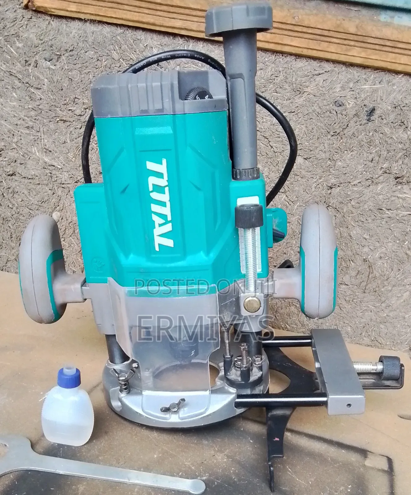 Total Router 2200 Watt